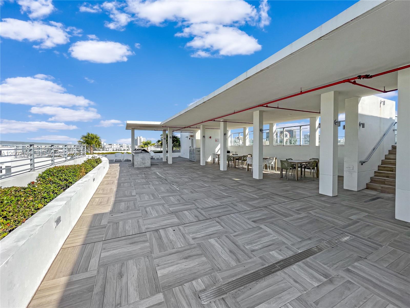 BAY HARBOR CLUB CONDO - Residential Lease