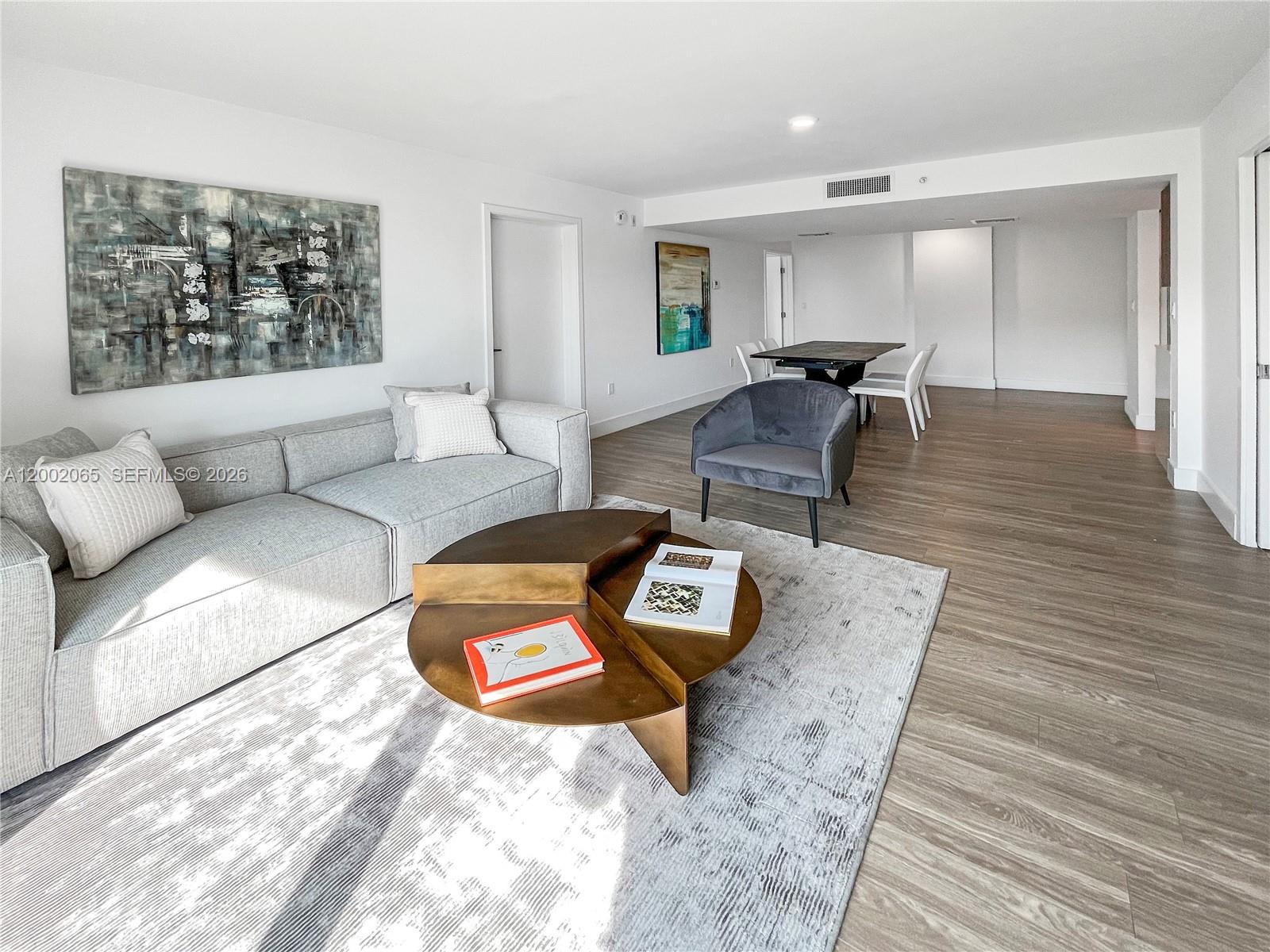 BAY HARBOR CLUB CONDO - Residential Lease