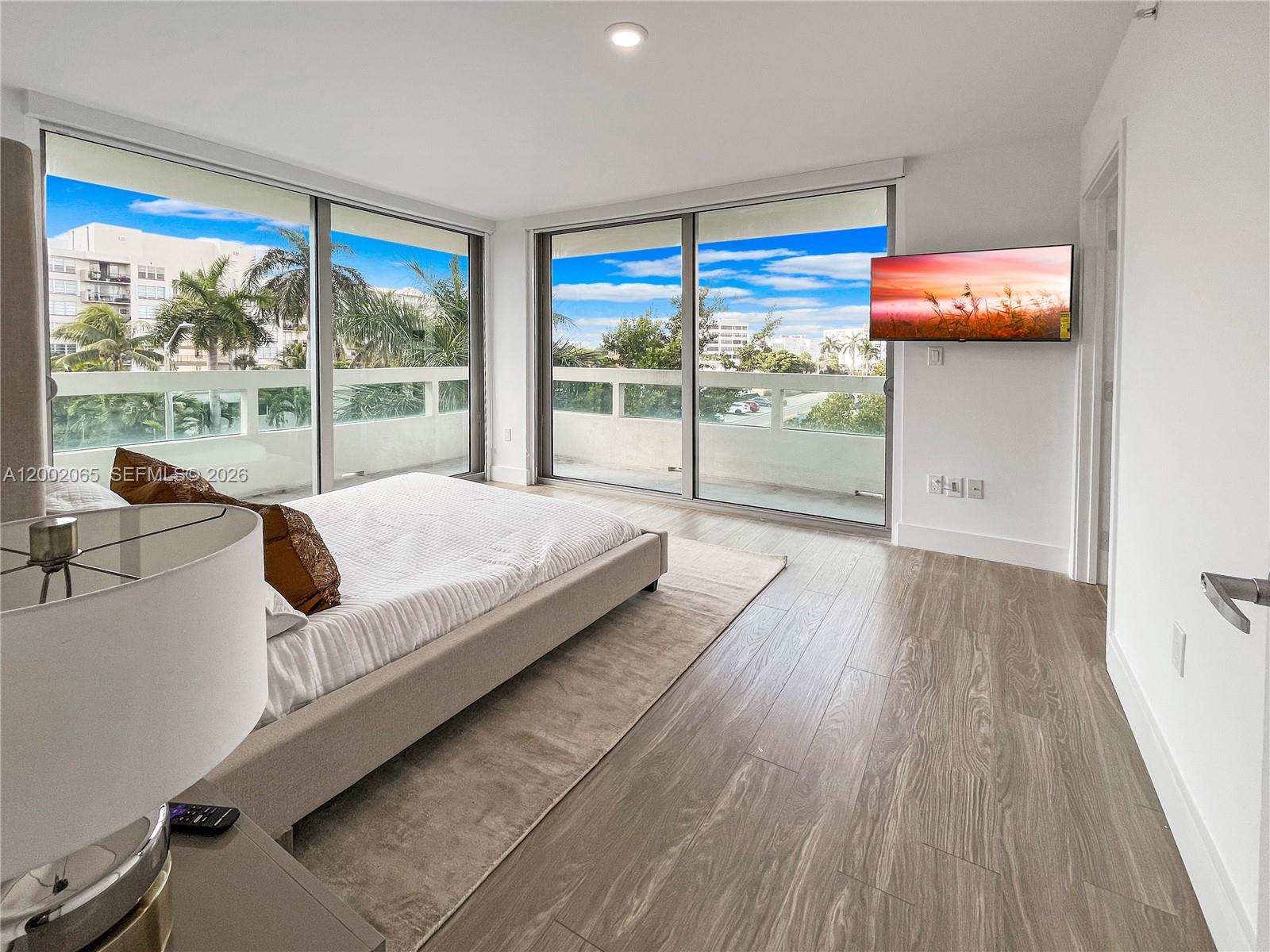 BAY HARBOR CLUB CONDO - Residential Lease