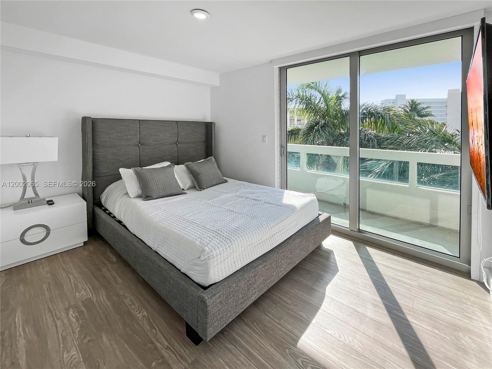 BAY HARBOR CLUB CONDO - Residential Lease