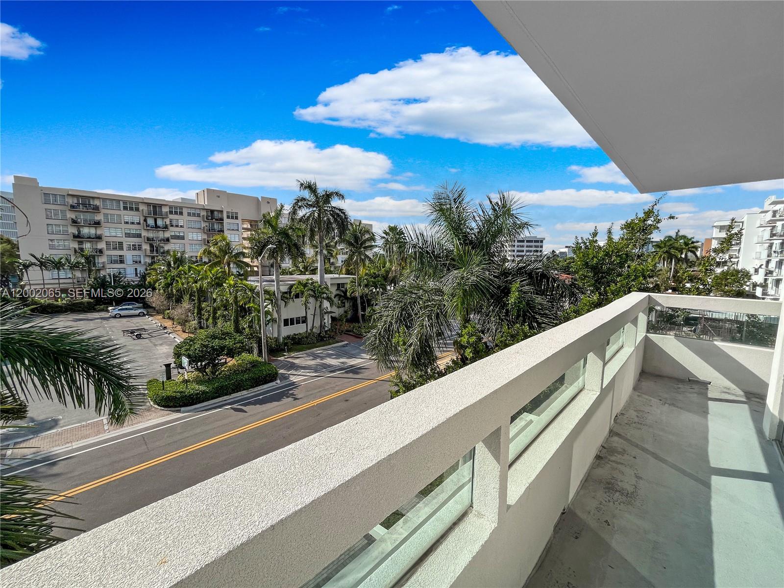 BAY HARBOR CLUB CONDO - Residential Lease