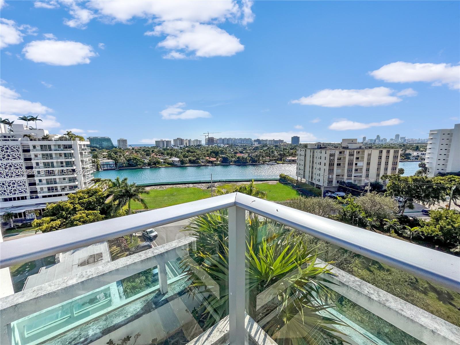 BAY HARBOR CLUB CONDO - Residential Lease