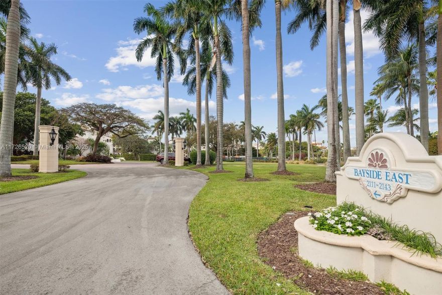 Enyoy living in one of the best places in United States. Large 3 bedrooms with en-suite baths, breakfast area, marble floors, large terraces all over the condo, water views, storage, golf cart included.