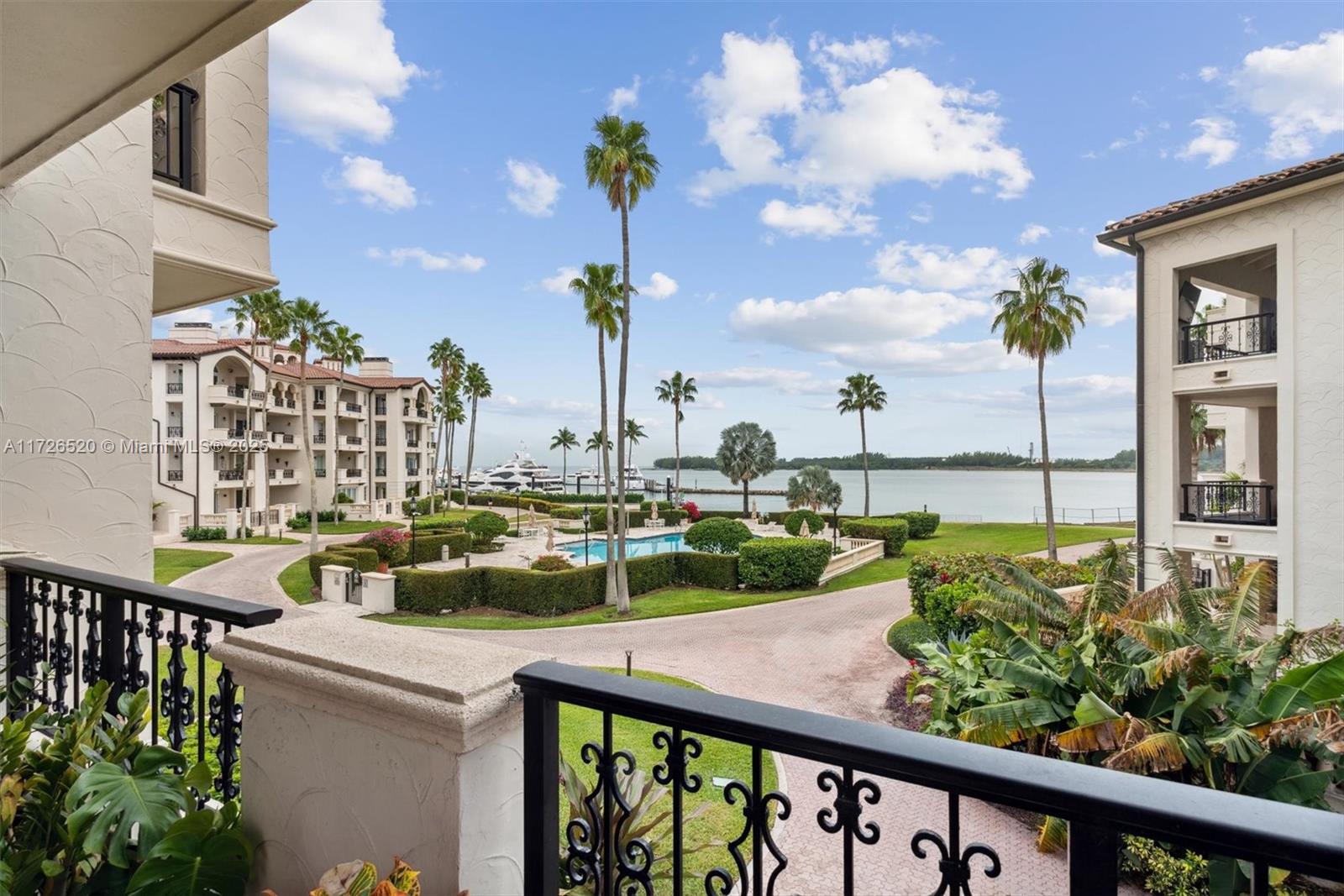 BAYSIDE VILLAGE EAST - Residential