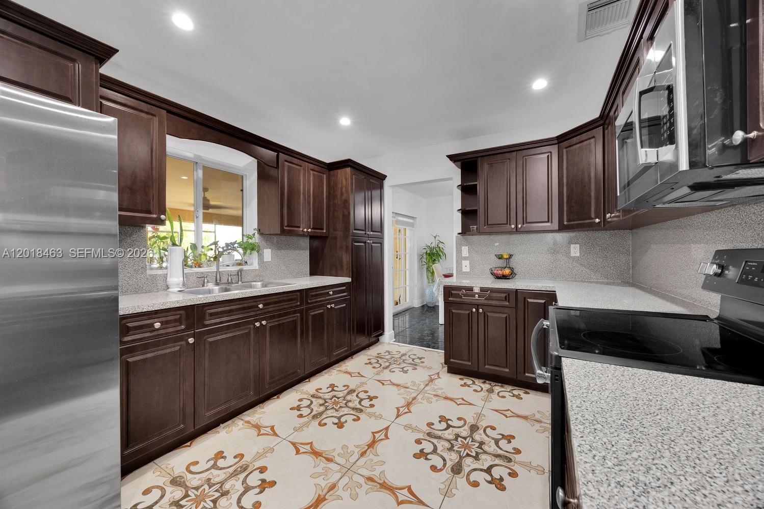 FAIRWAY PARK SEC 6 - Residential