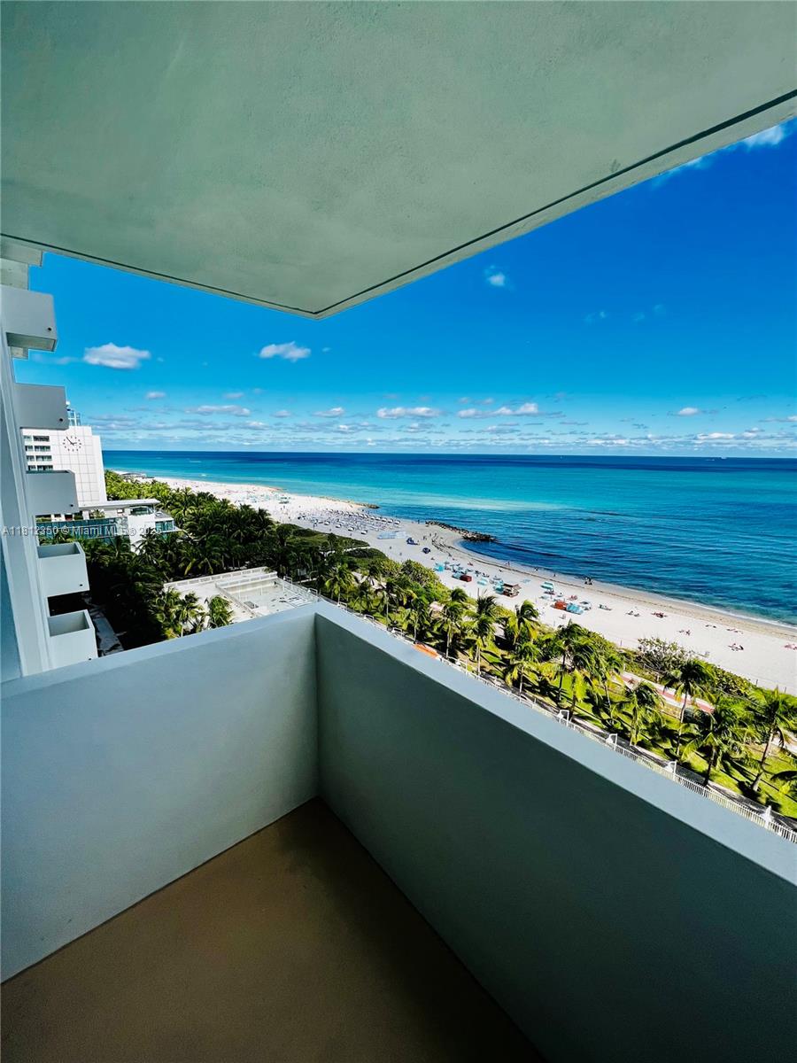 Rental Property at 2899 Collins Ave 1447, Miami Beach, Miami-Dade County, Florida - Bedrooms: 1 
Bathrooms: 2  - $2,900 MO.