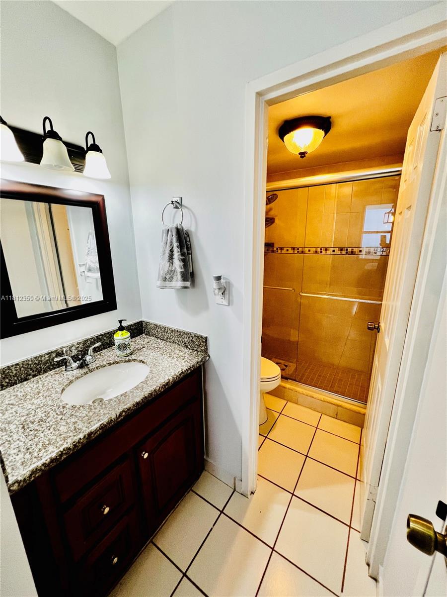 TRITON TOWER CONDO - Residential Lease