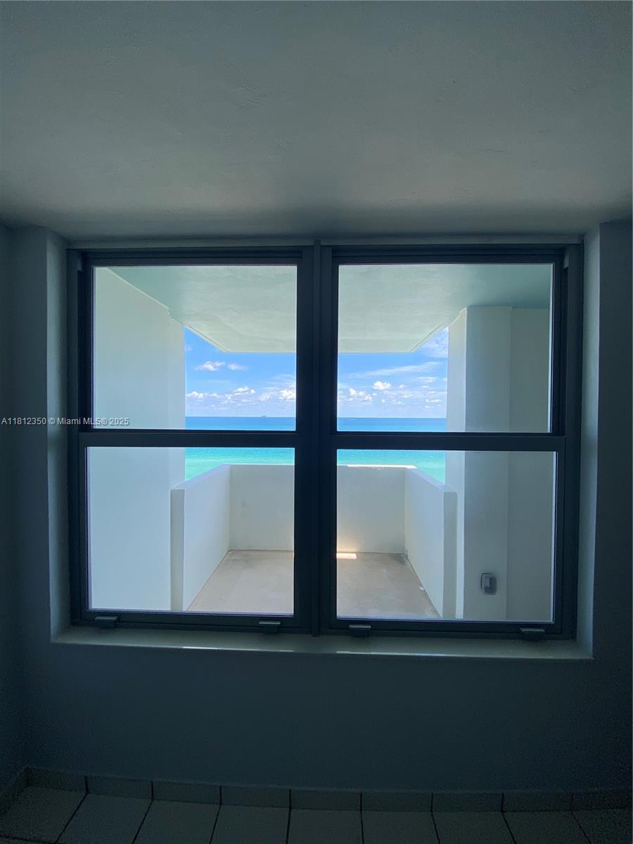 TRITON TOWER CONDO - Residential Lease