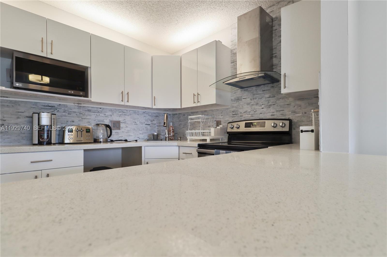 PINE RIDGE SOUTH III COND - Residential Lease