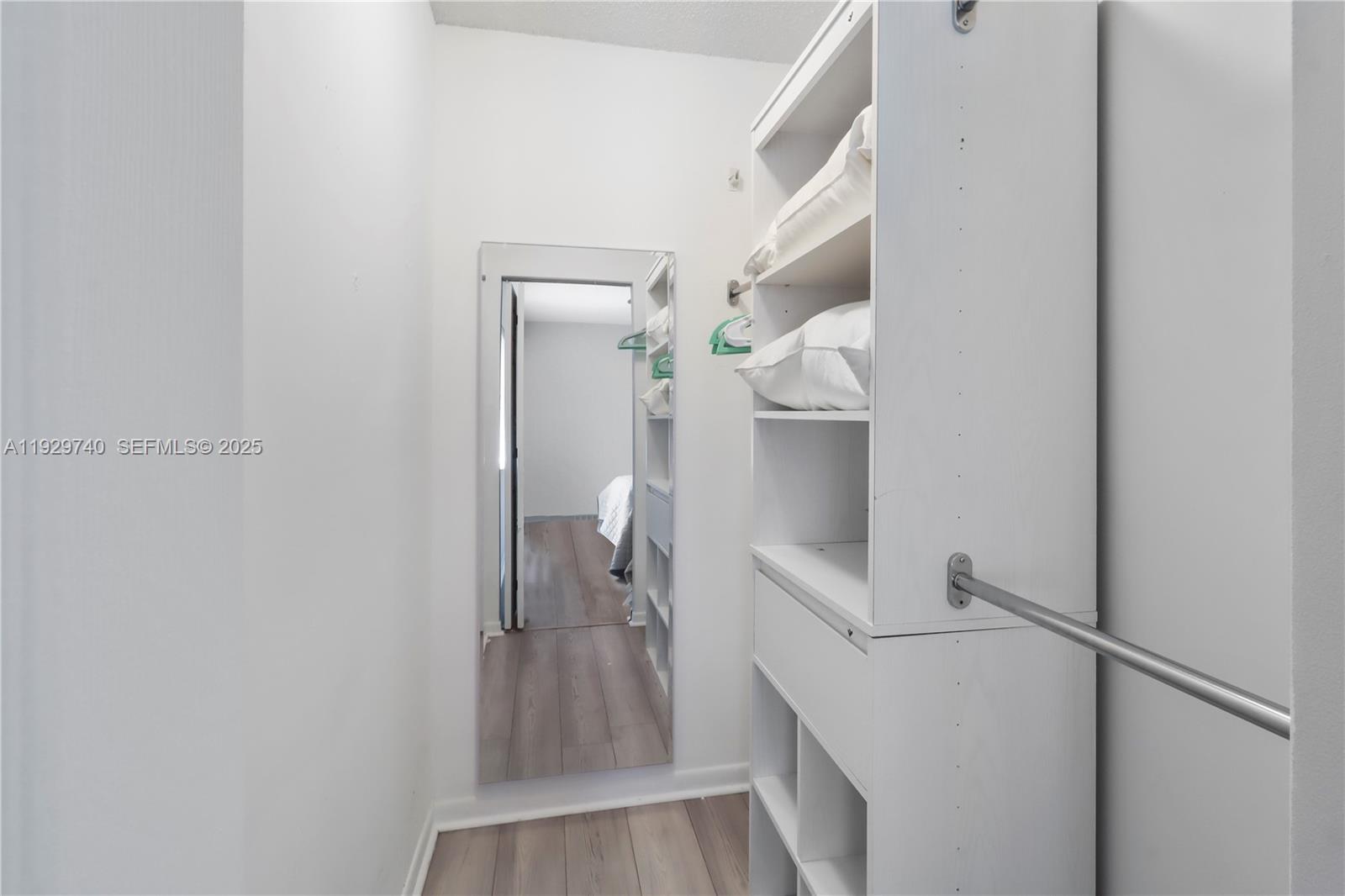 PINE RIDGE SOUTH III COND - Residential Lease