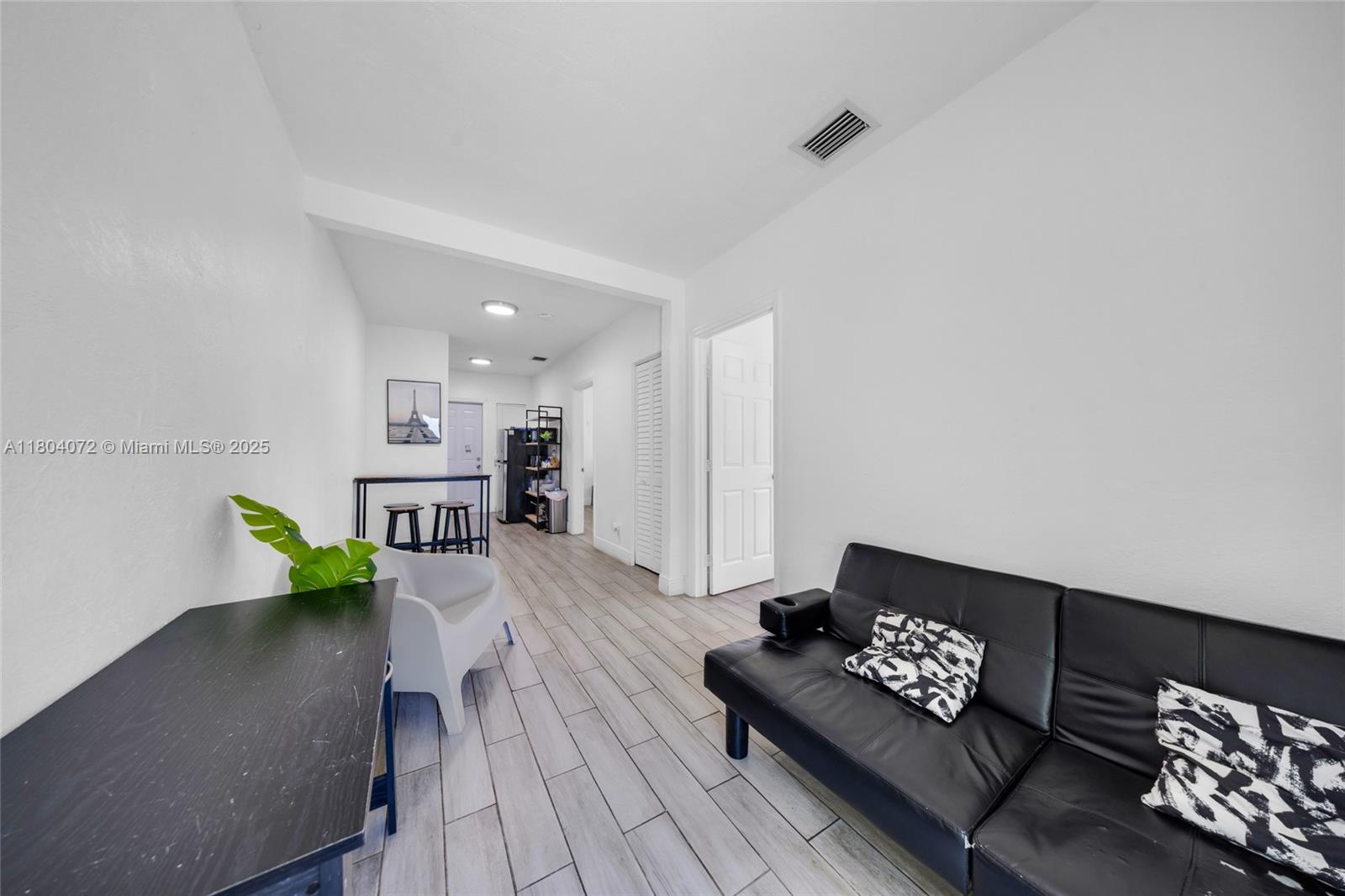 NO MIAMI EST SEC 3 - Residential Income