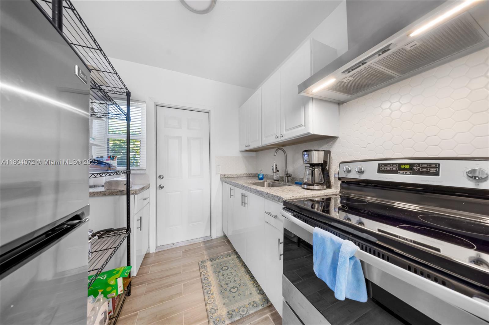 NO MIAMI EST SEC 3 - Residential Income