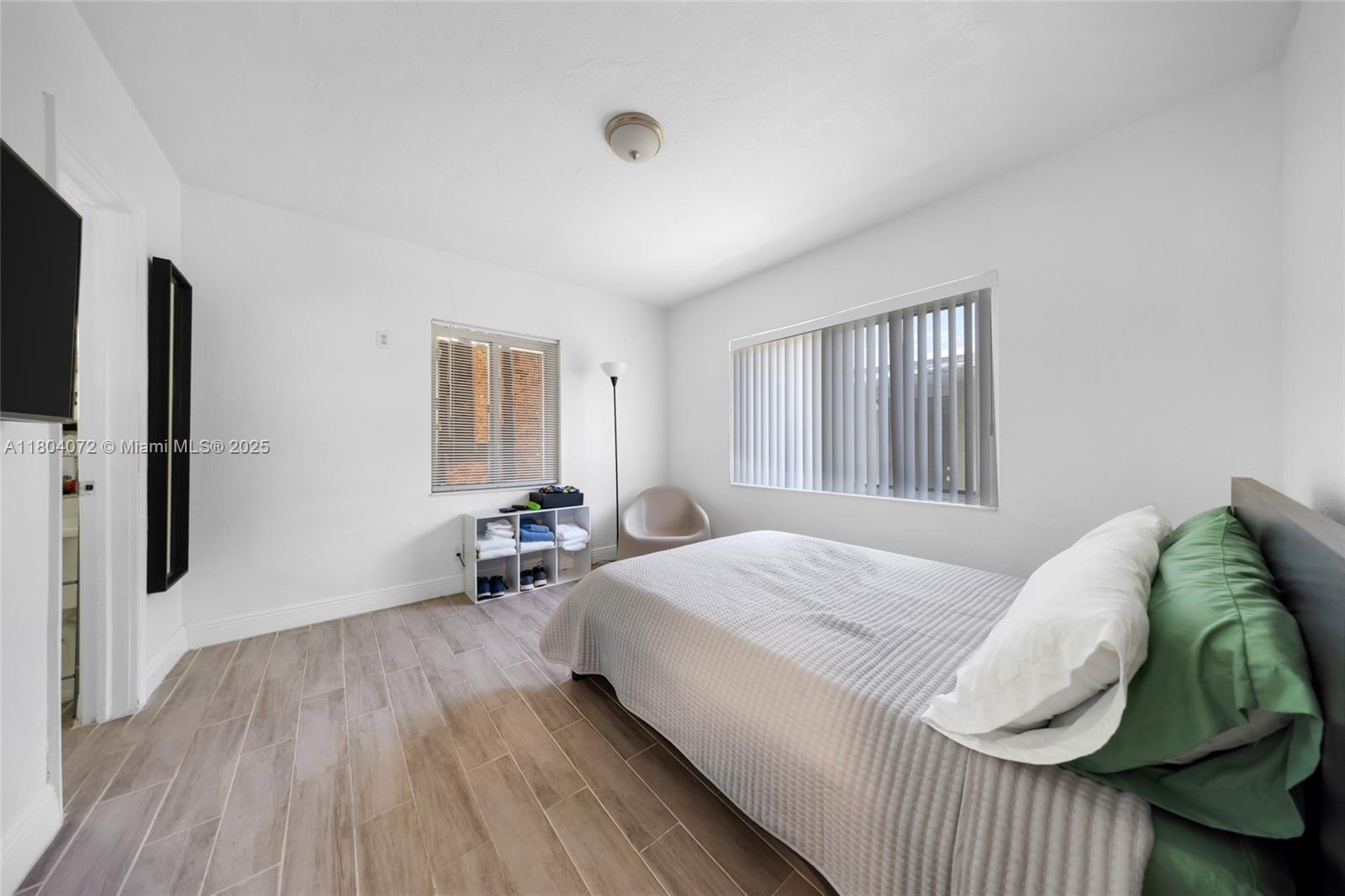 NO MIAMI EST SEC 3 - Residential Income