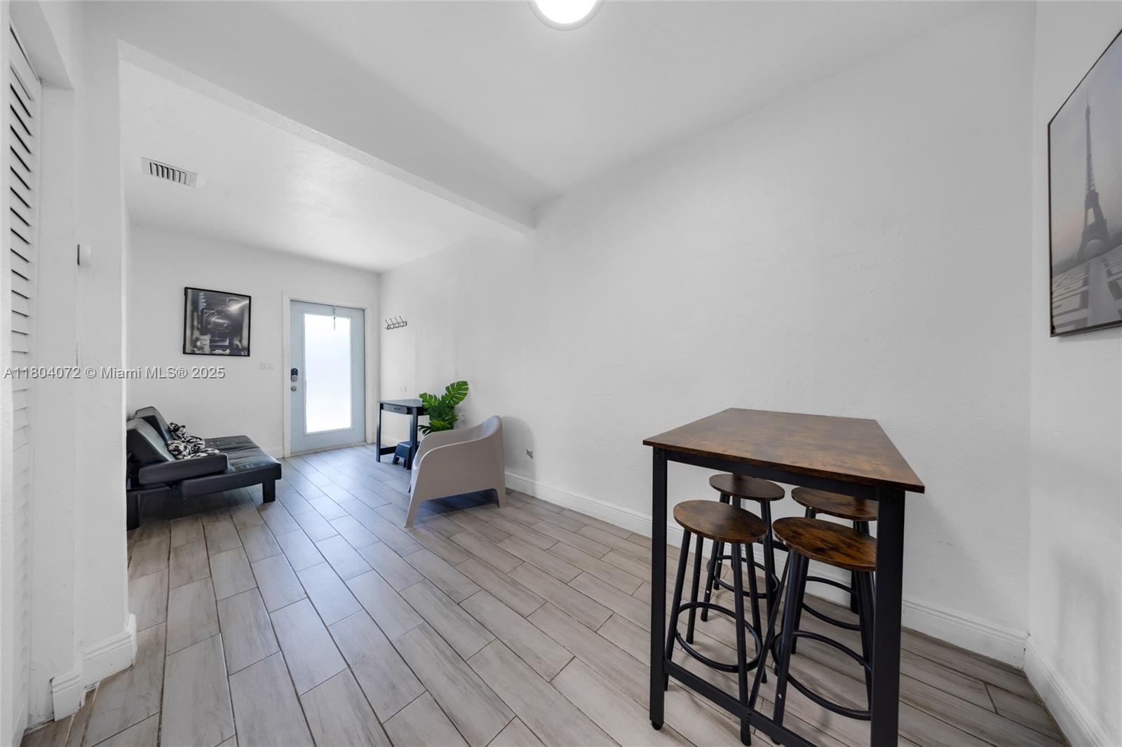 NO MIAMI EST SEC 3 - Residential Income