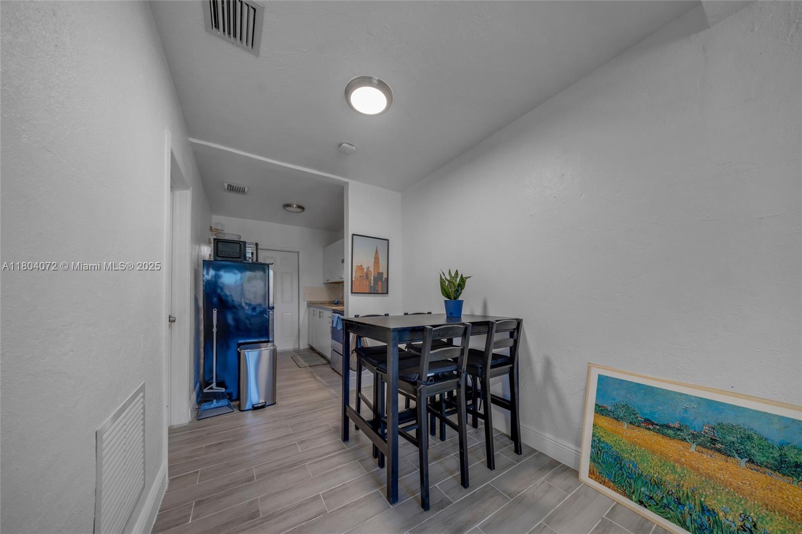 NO MIAMI EST SEC 3 - Residential Income