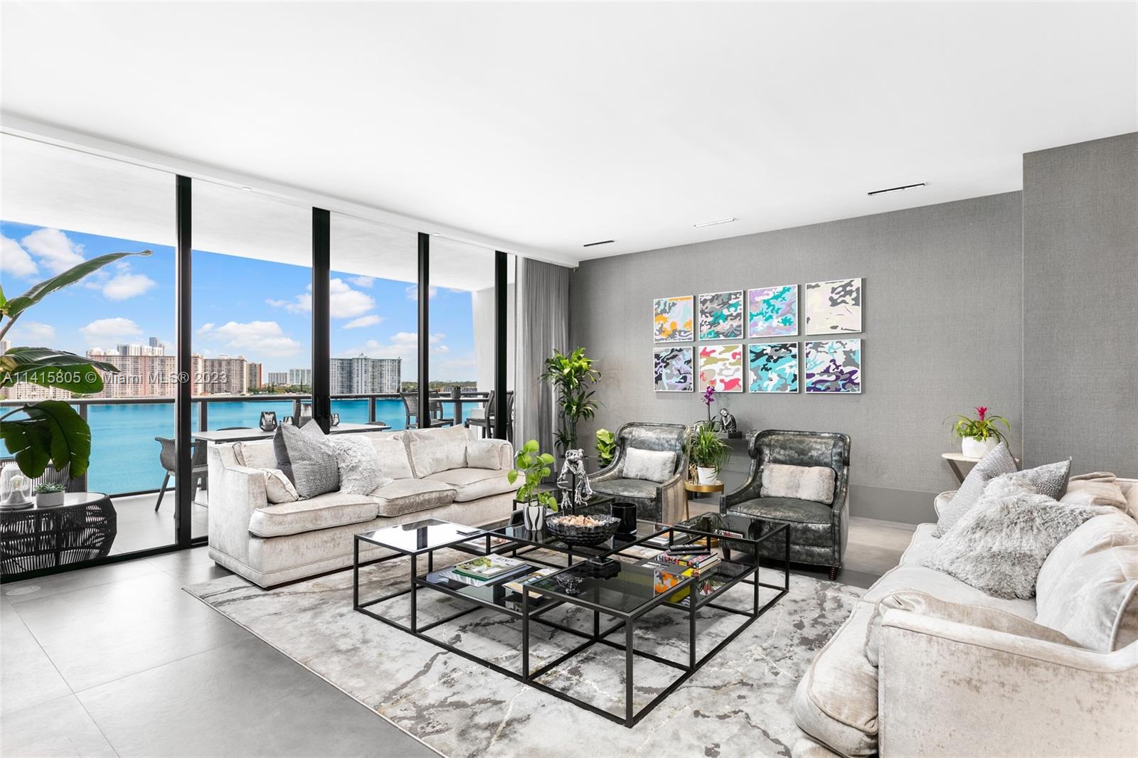 PRIVE CONDO - Residential