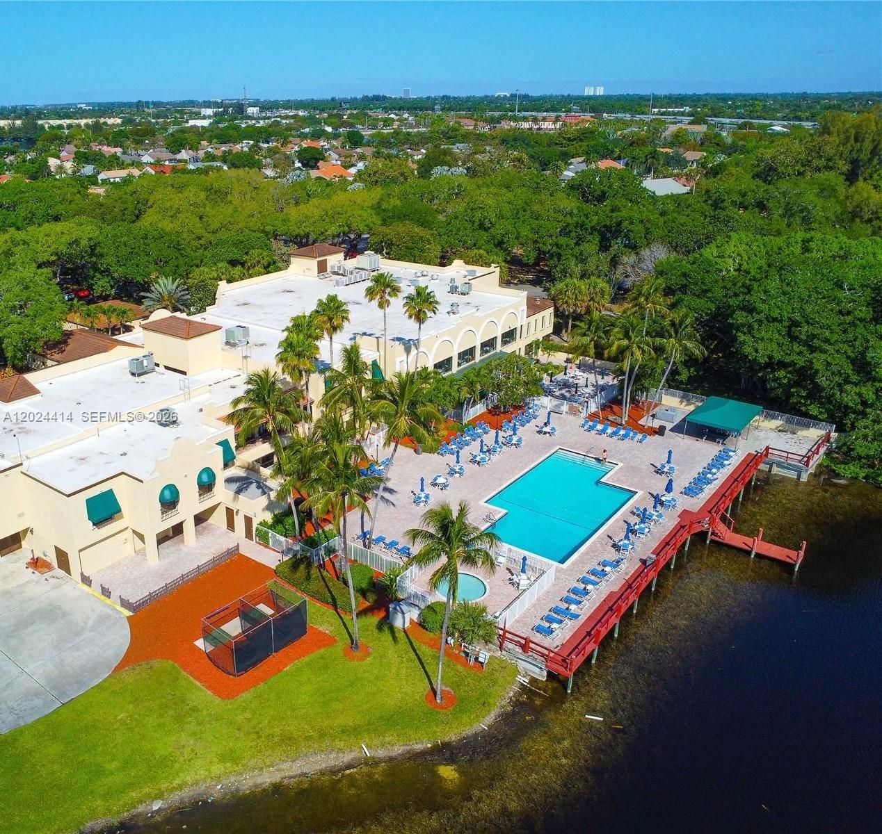 PINE ISLAND RIDGE SECTION - Residential