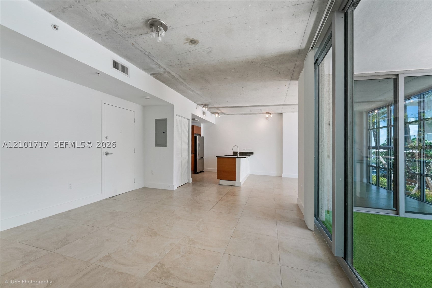 3451 NE 1st Ave M0808