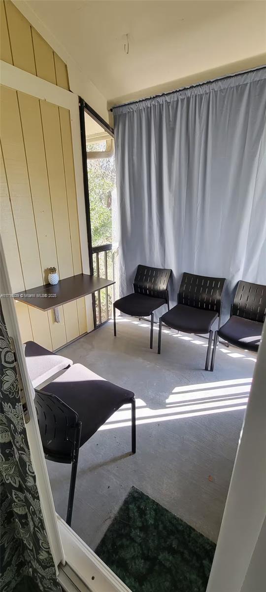 STONE CREEK POINTE A CONDO - Residential