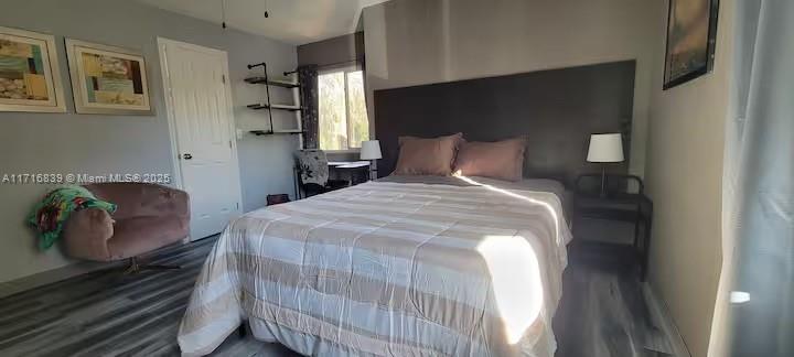 STONE CREEK POINTE A CONDO - Residential