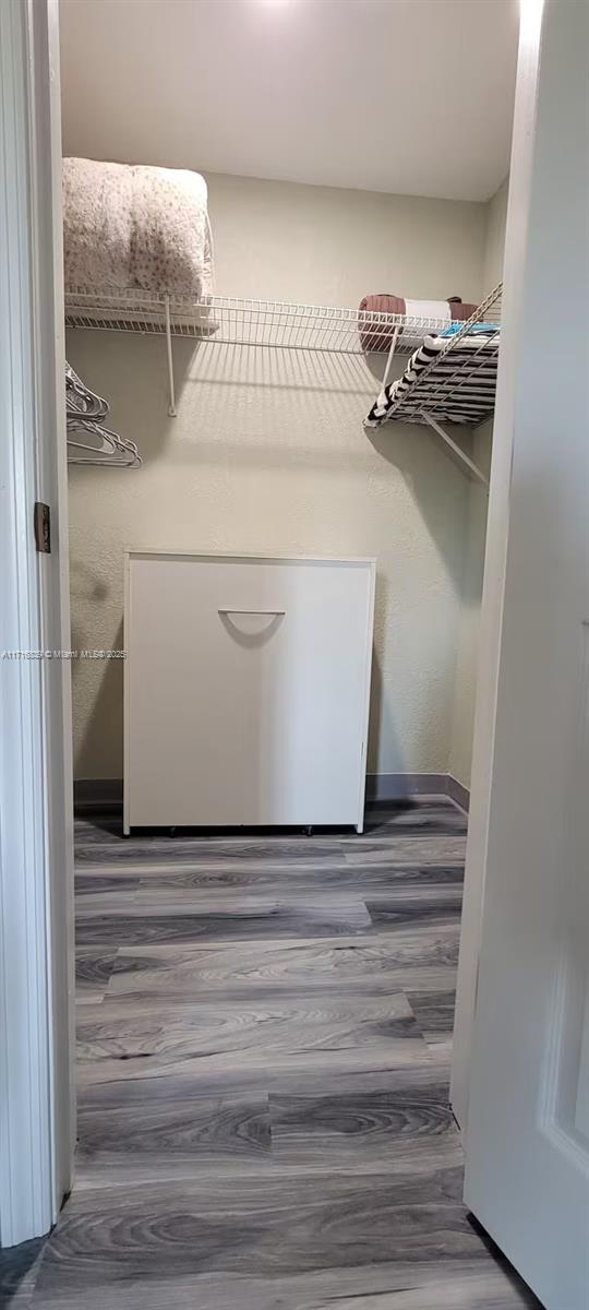 STONE CREEK POINTE A CONDO - Residential