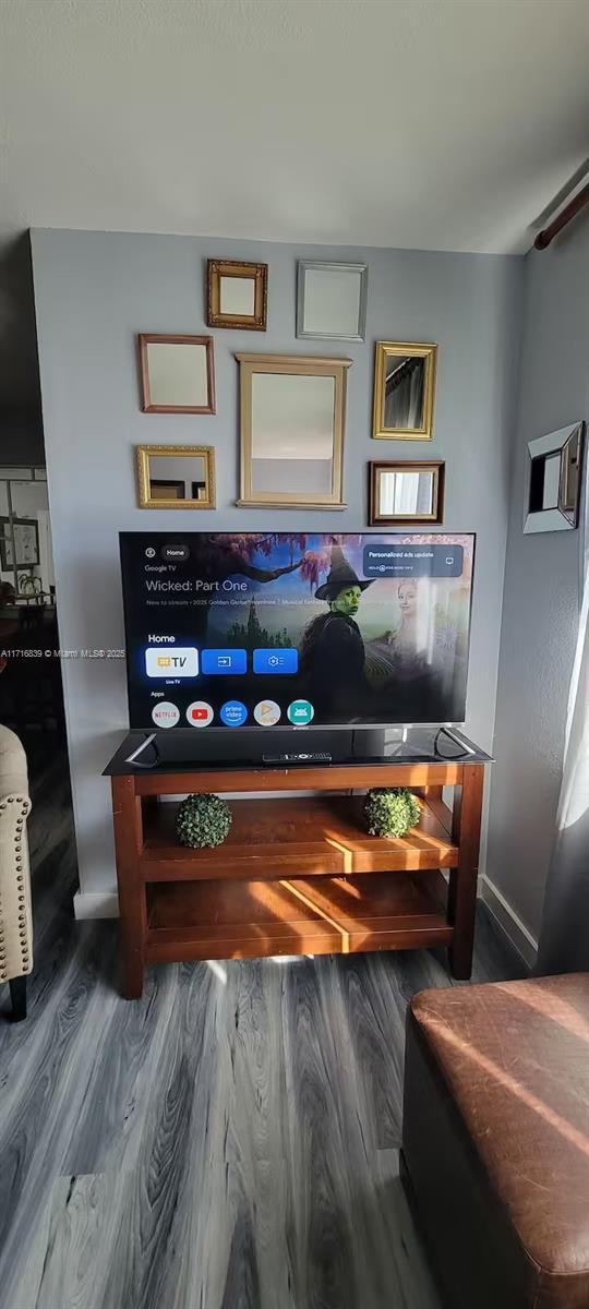 STONE CREEK POINTE A CONDO - Residential