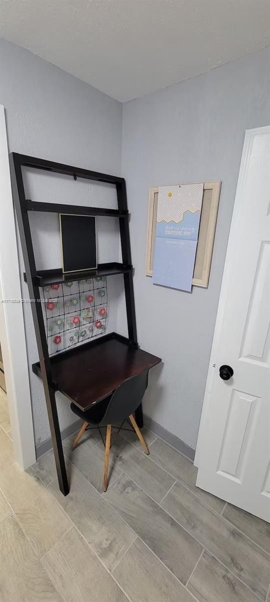 STONE CREEK POINTE A CONDO - Residential