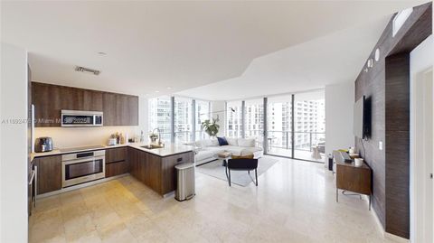 68 SE 6 ST 1111 Miami FL 33131