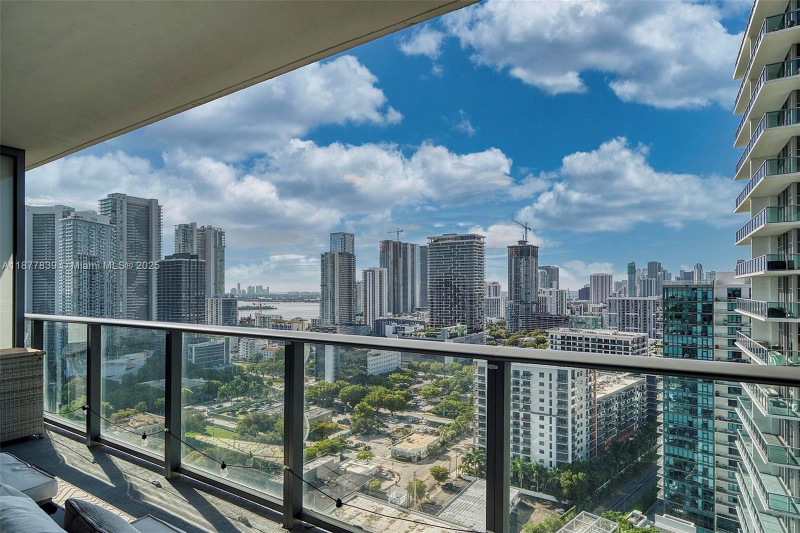 3401 MIDTOWN CONDO - Residential Lease