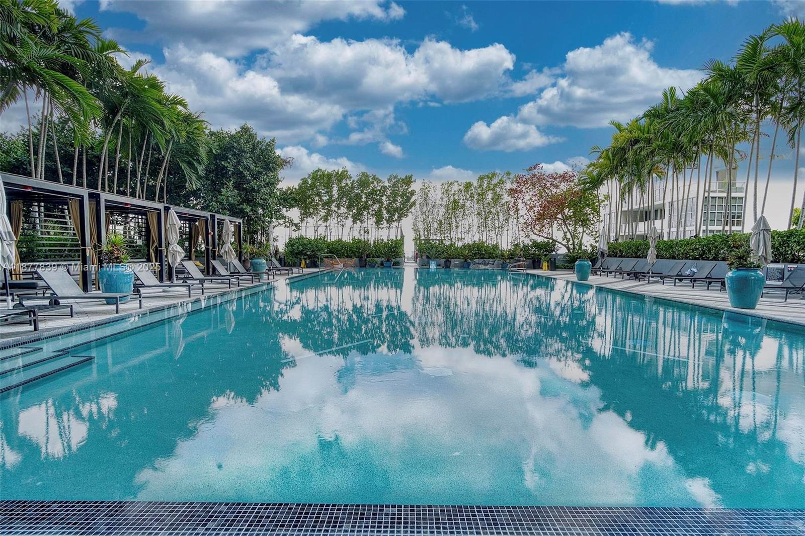 3401 MIDTOWN CONDO - Residential Lease