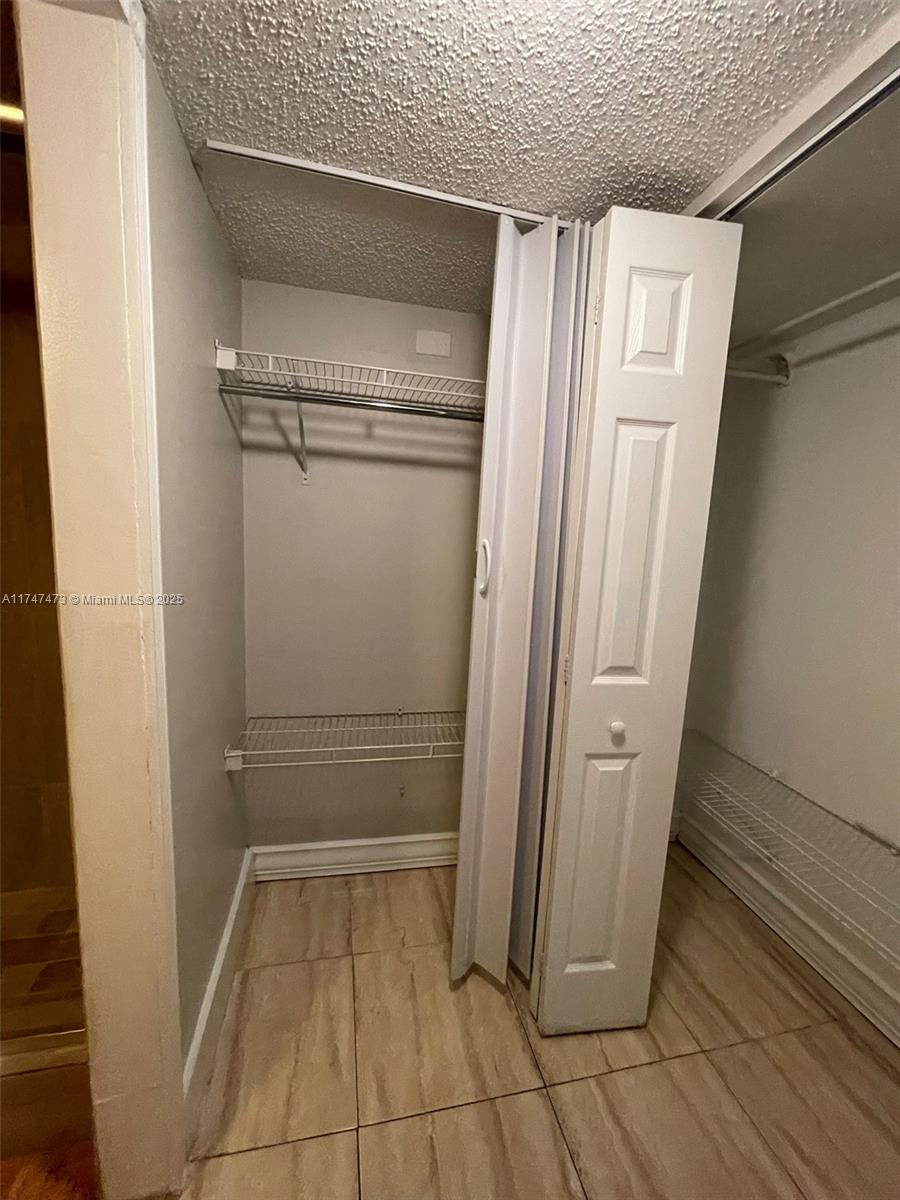 661 N University Dr 1-103