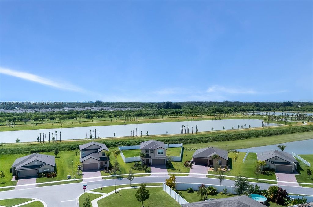 Photo of 952 Bent Creek Dr, Fort Pierce, FL 34947 (MLS # A11845920)