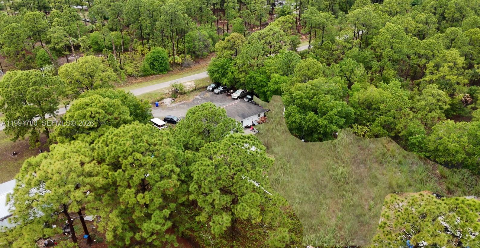 View photos, virtual tours, details... 825 N Willow ST