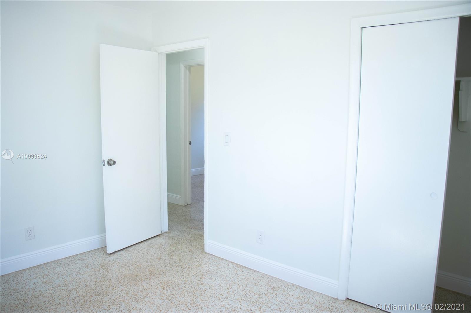 SUNRISE GOLF VILLAGE SEC - Residential