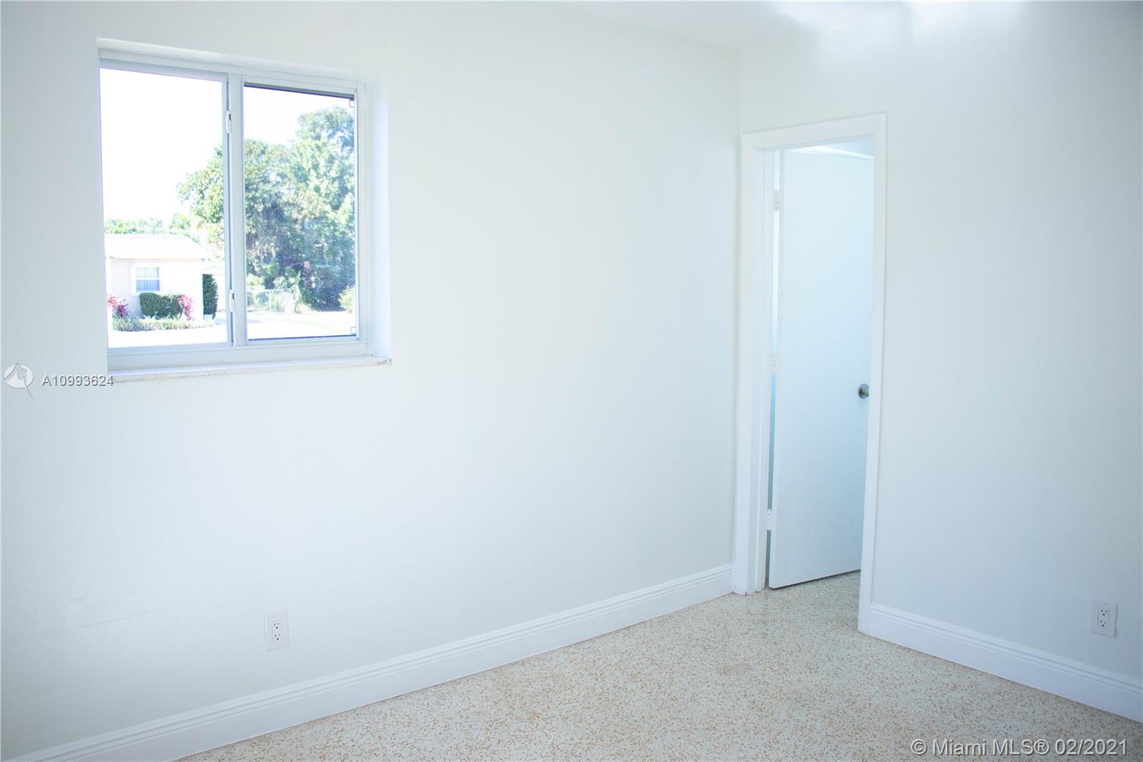 SUNRISE GOLF VILLAGE SEC - Residential