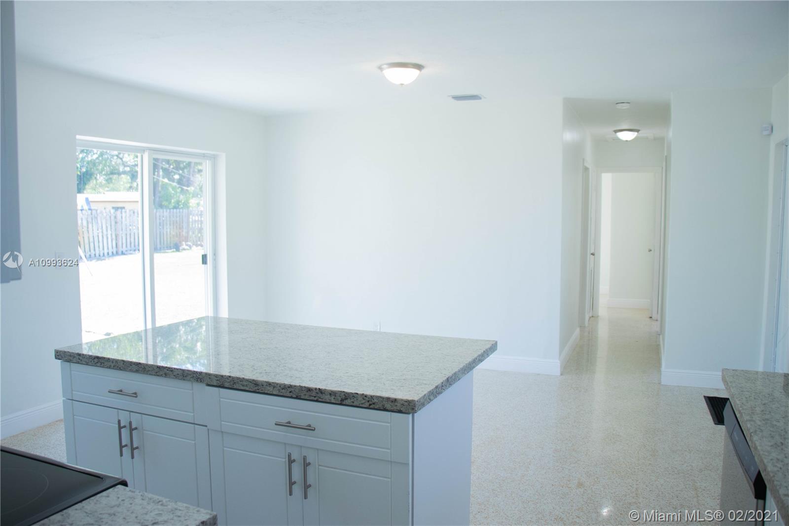 SUNRISE GOLF VILLAGE SEC - Residential