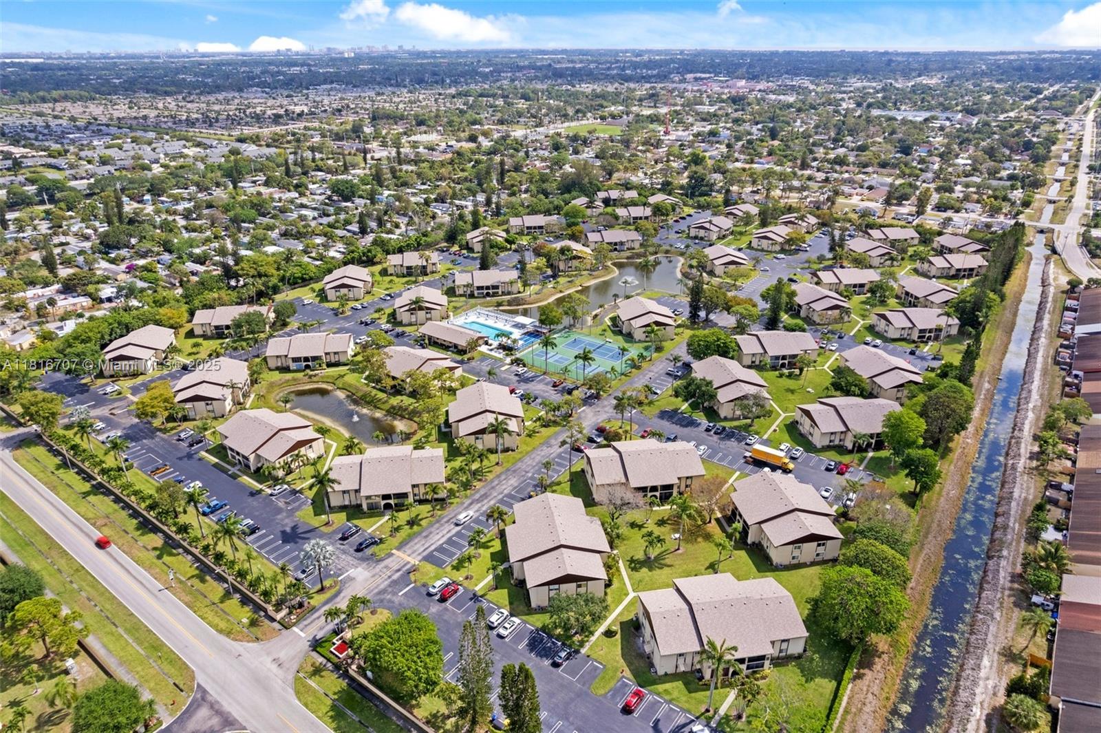 PINE RIDGE III CONDO - Residential