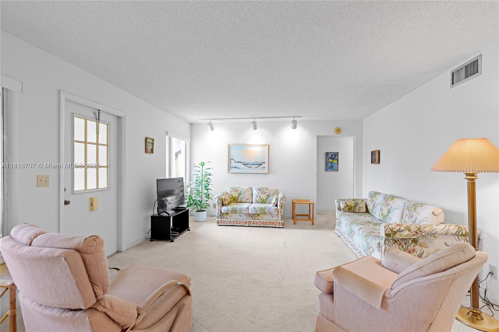 PINE RIDGE III CONDO - Residential