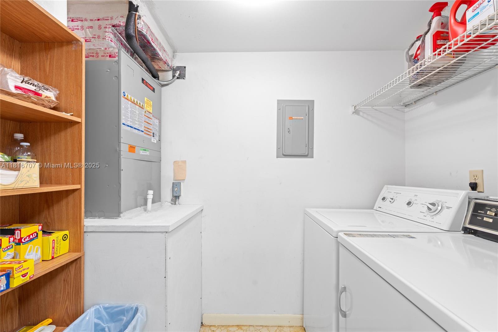 PINE RIDGE III CONDO - Residential