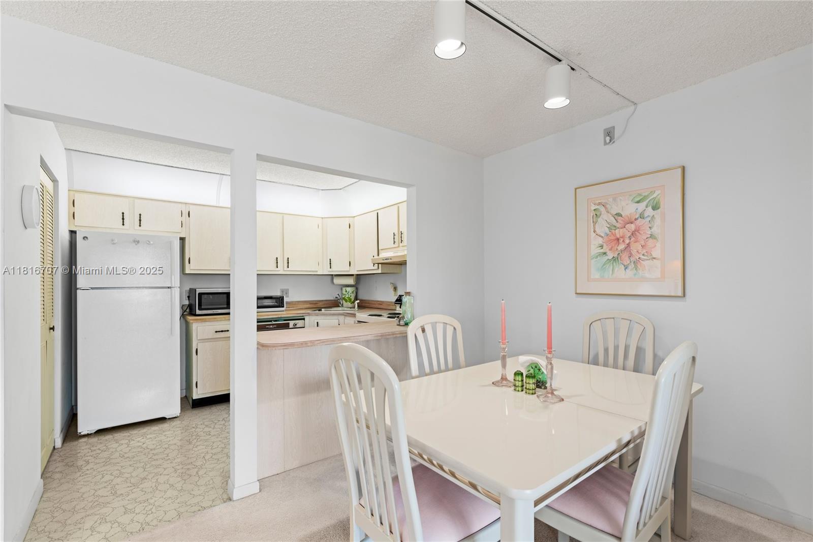 PINE RIDGE III CONDO - Residential