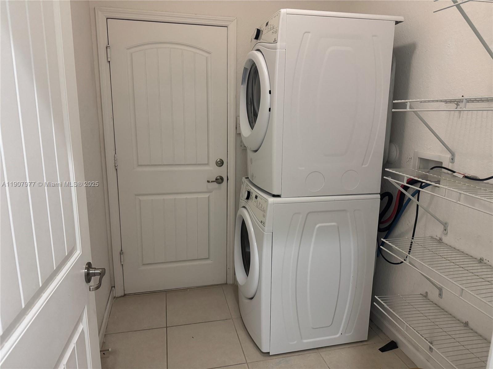 ESTATE MANSIONS 1ST ADDN - Residential Lease