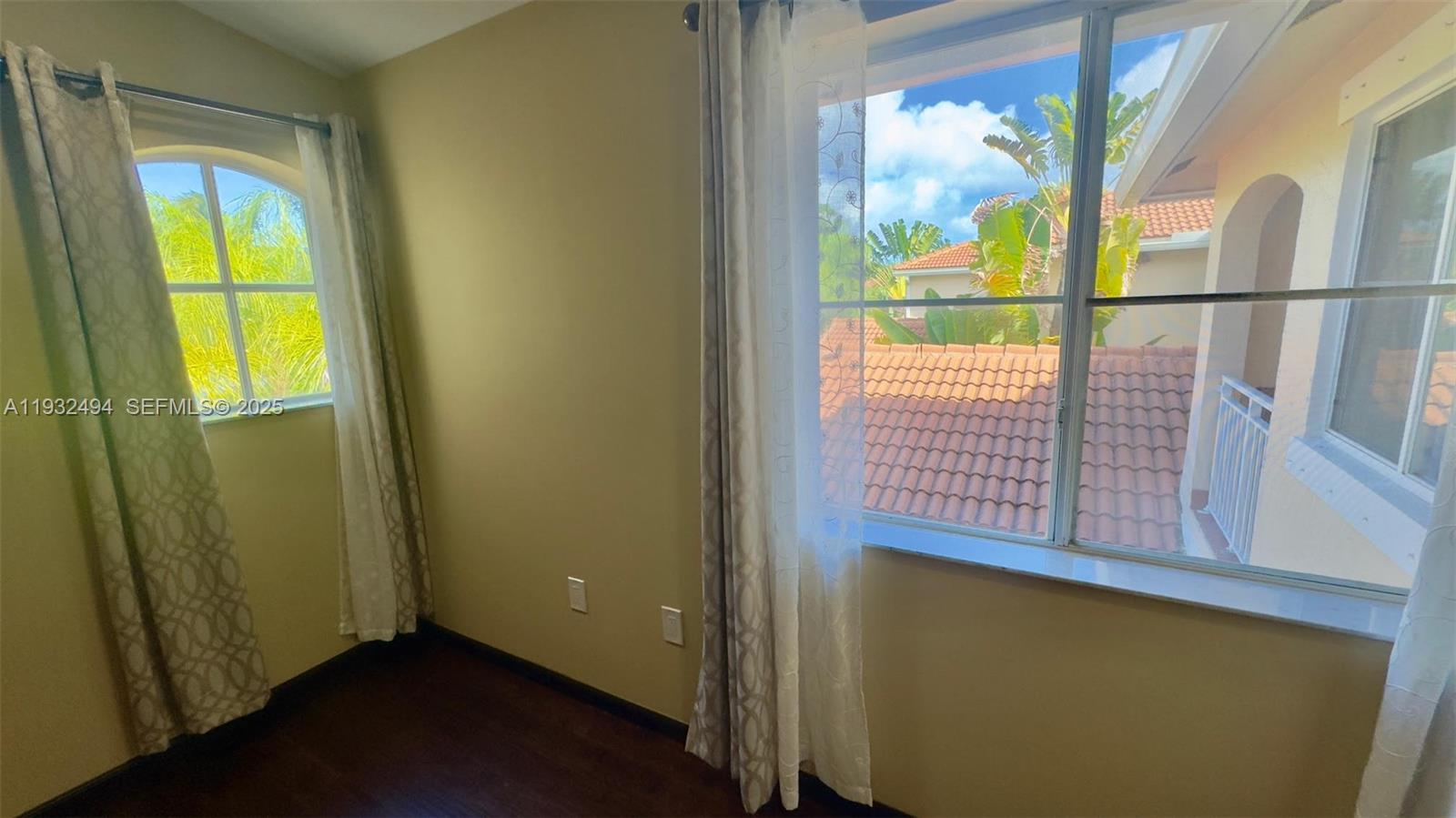 WEST LAKE VILLAGE PLAT - Residential Lease