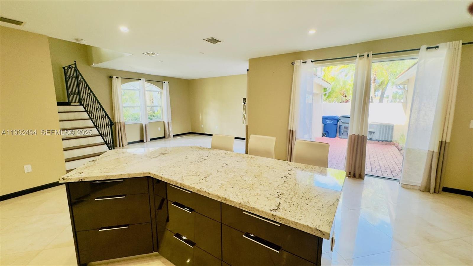 WEST LAKE VILLAGE PLAT - Residential Lease