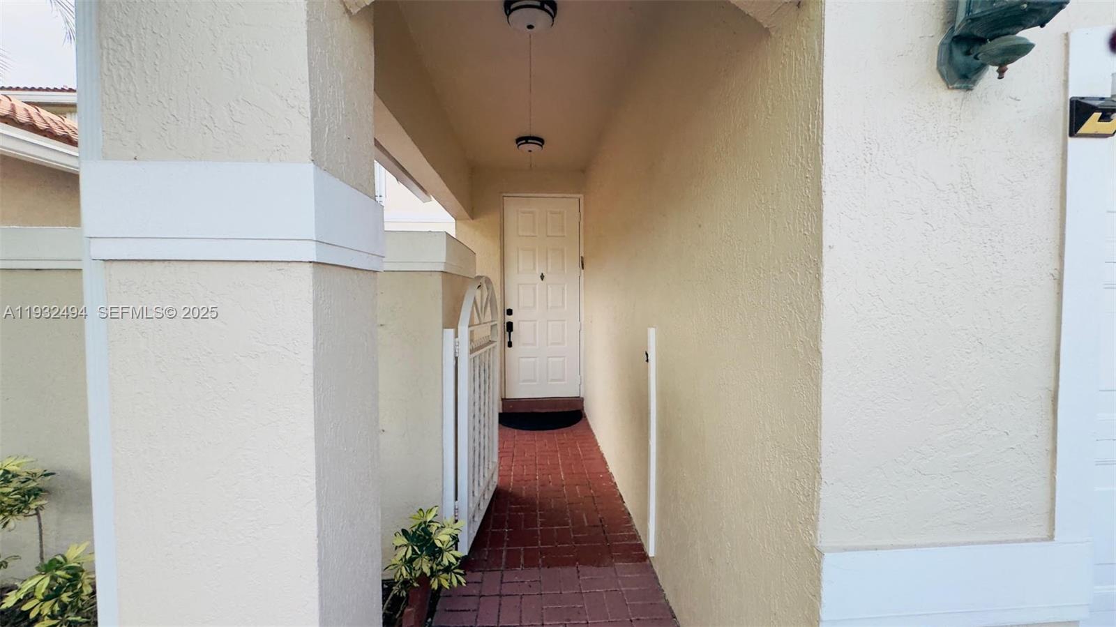 WEST LAKE VILLAGE PLAT - Residential Lease