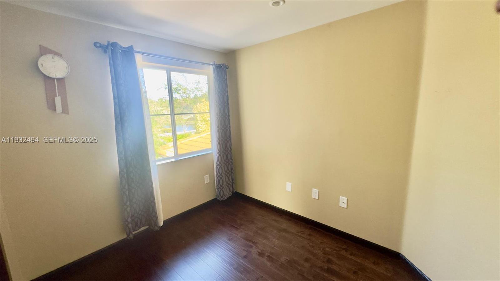 WEST LAKE VILLAGE PLAT - Residential Lease