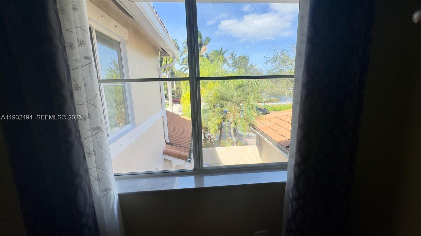 WEST LAKE VILLAGE PLAT - Residential Lease