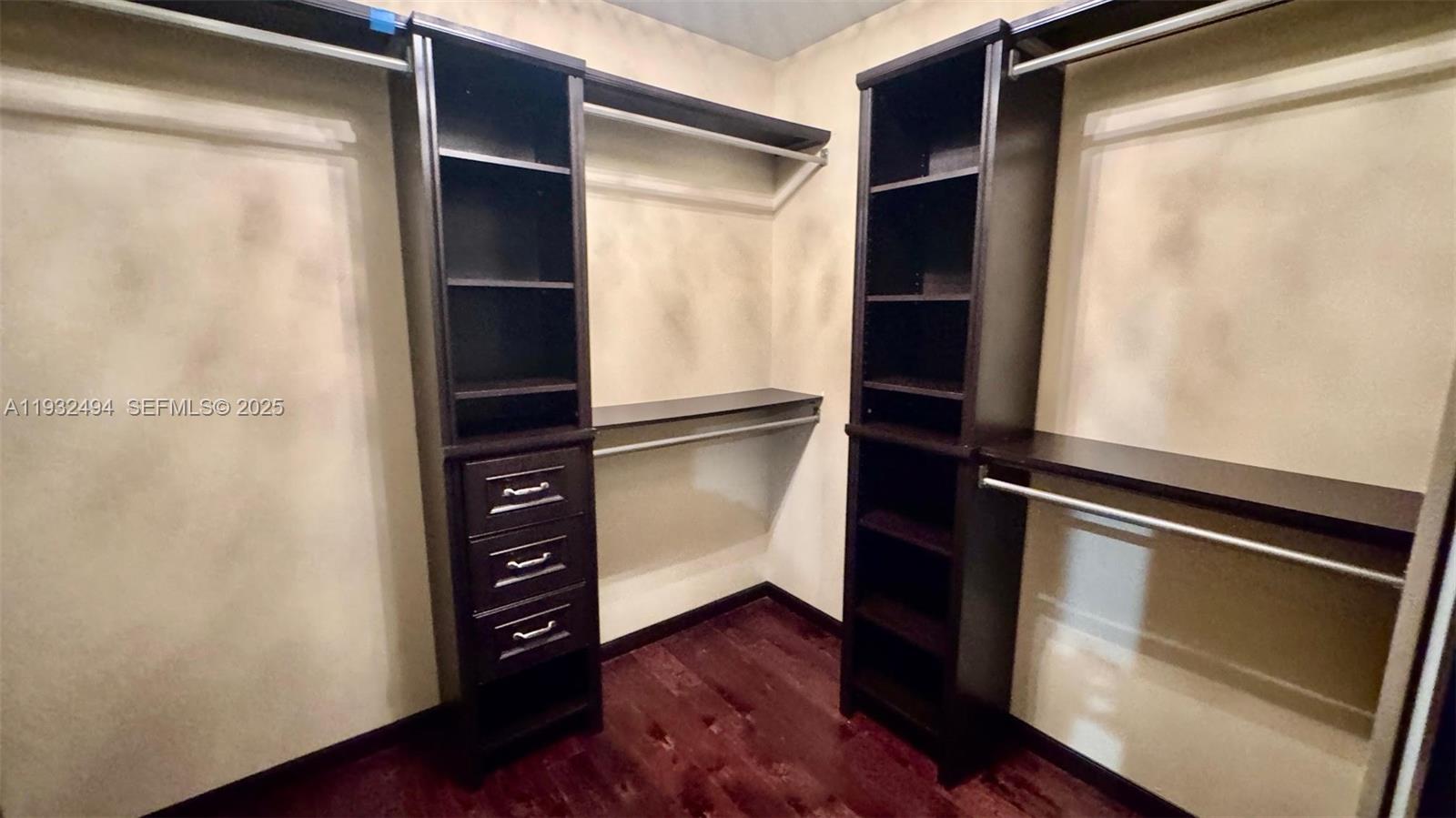 WEST LAKE VILLAGE PLAT - Residential Lease