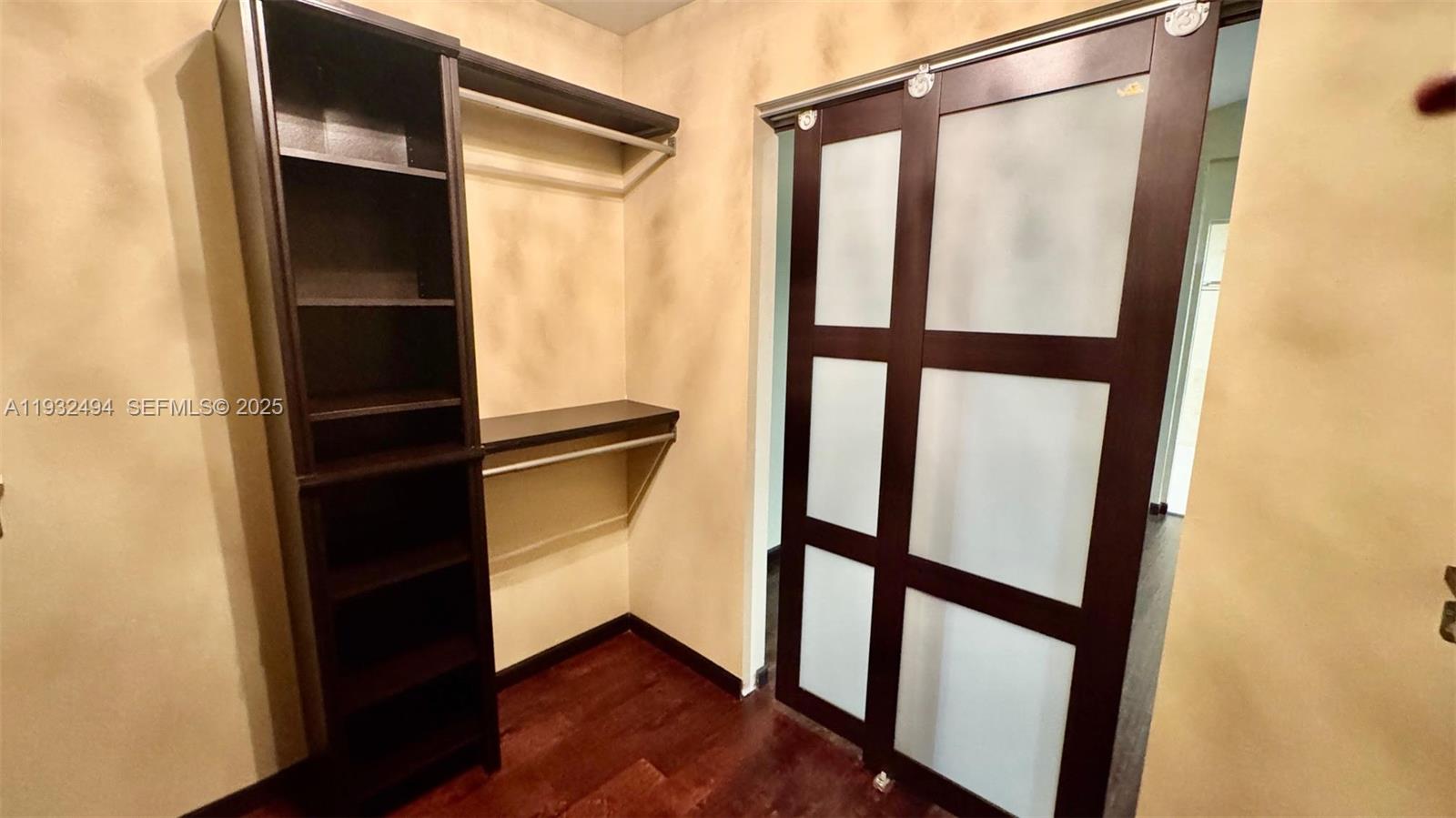 WEST LAKE VILLAGE PLAT - Residential Lease