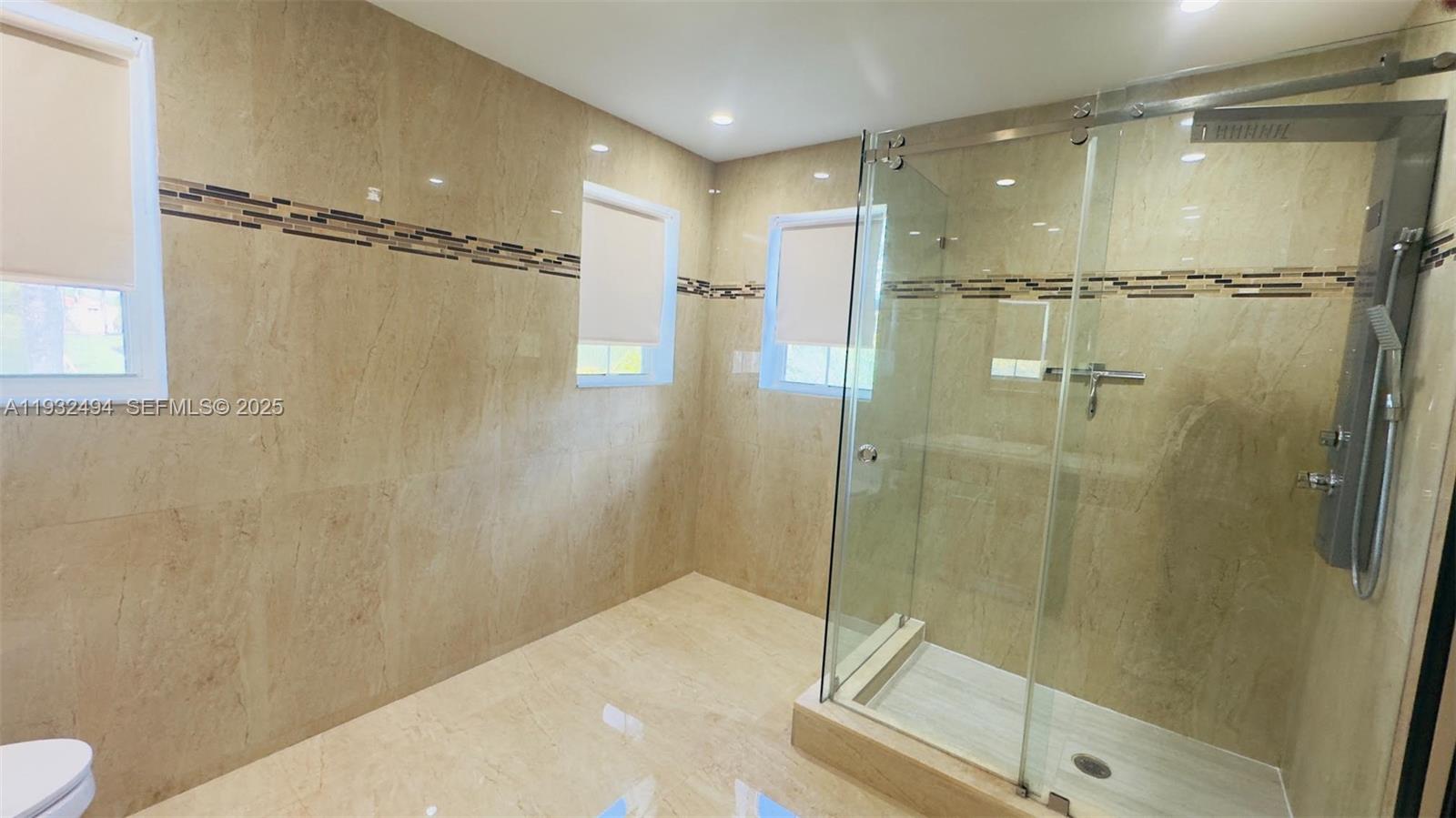 WEST LAKE VILLAGE PLAT - Residential Lease