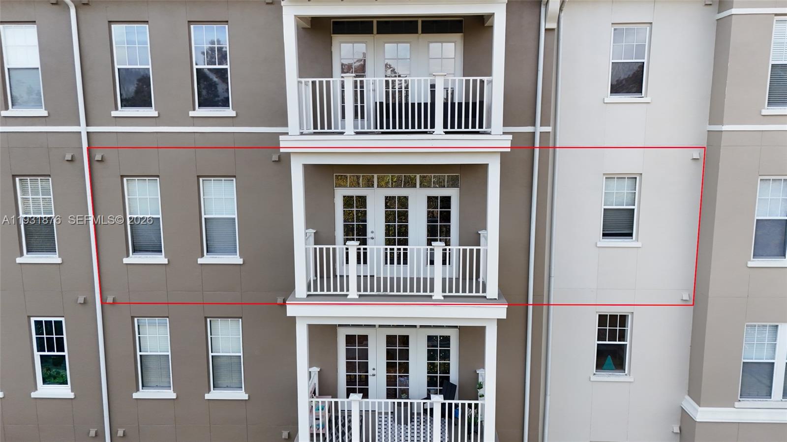 ARTISAN CLUB CONDOMINIUM P - Residential